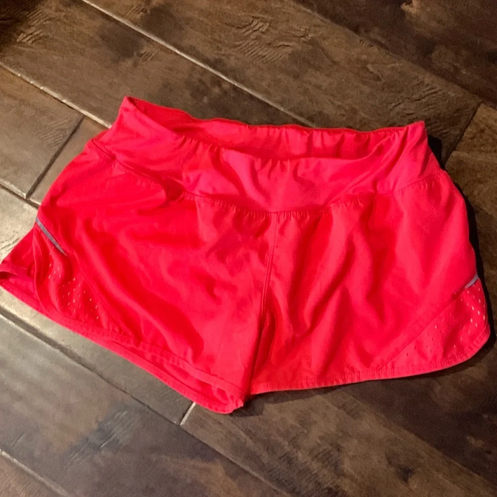 Champion running shorts with pocket and built in underwear. Size large - Picture 1 of 6